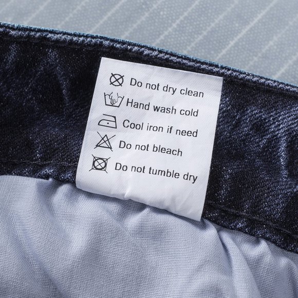 Button Fly Raw Hem Flared Jeans with Pockets - Picture 12 of 14